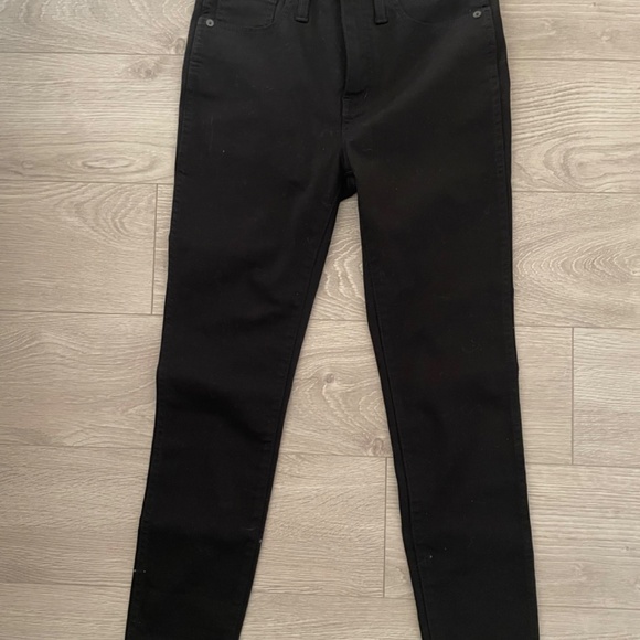 Madewell 10”H High rise Jeans in Carbondale Wash NWT - Picture 3 of 3